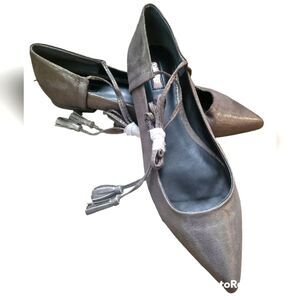 NEW Guess shoes woman size 7M